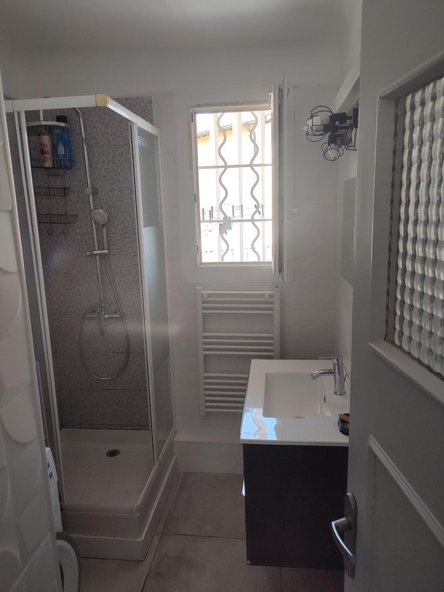 Apartment Avec Parking Privee Avignon